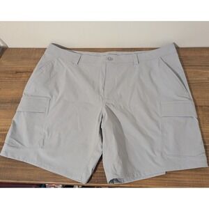 Under Armour Men's Gray Cargo Shorts UPF 50+ Size 42 Loose Fit‎ Tech Fabric